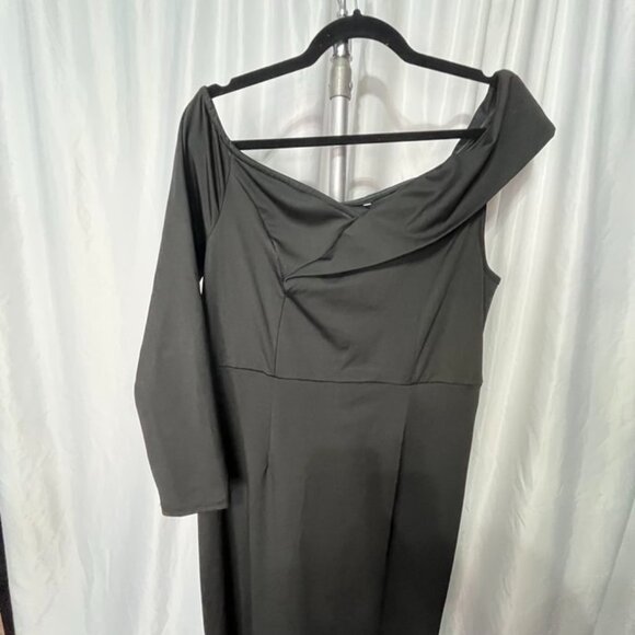 Black Off-Shoulder Formal Gown One-Sleeve Draped Neckline Size XL - Picture 9 of 10